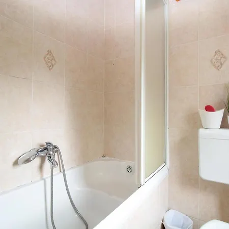 Fuer 4 Personen Ca 50 Qm In Banjole, Istrien Istrische Riviera Apartment *
