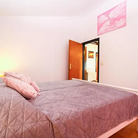 Fuer 4 Personen Ca 50 Qm In Banjole, Istrien Istrische Riviera